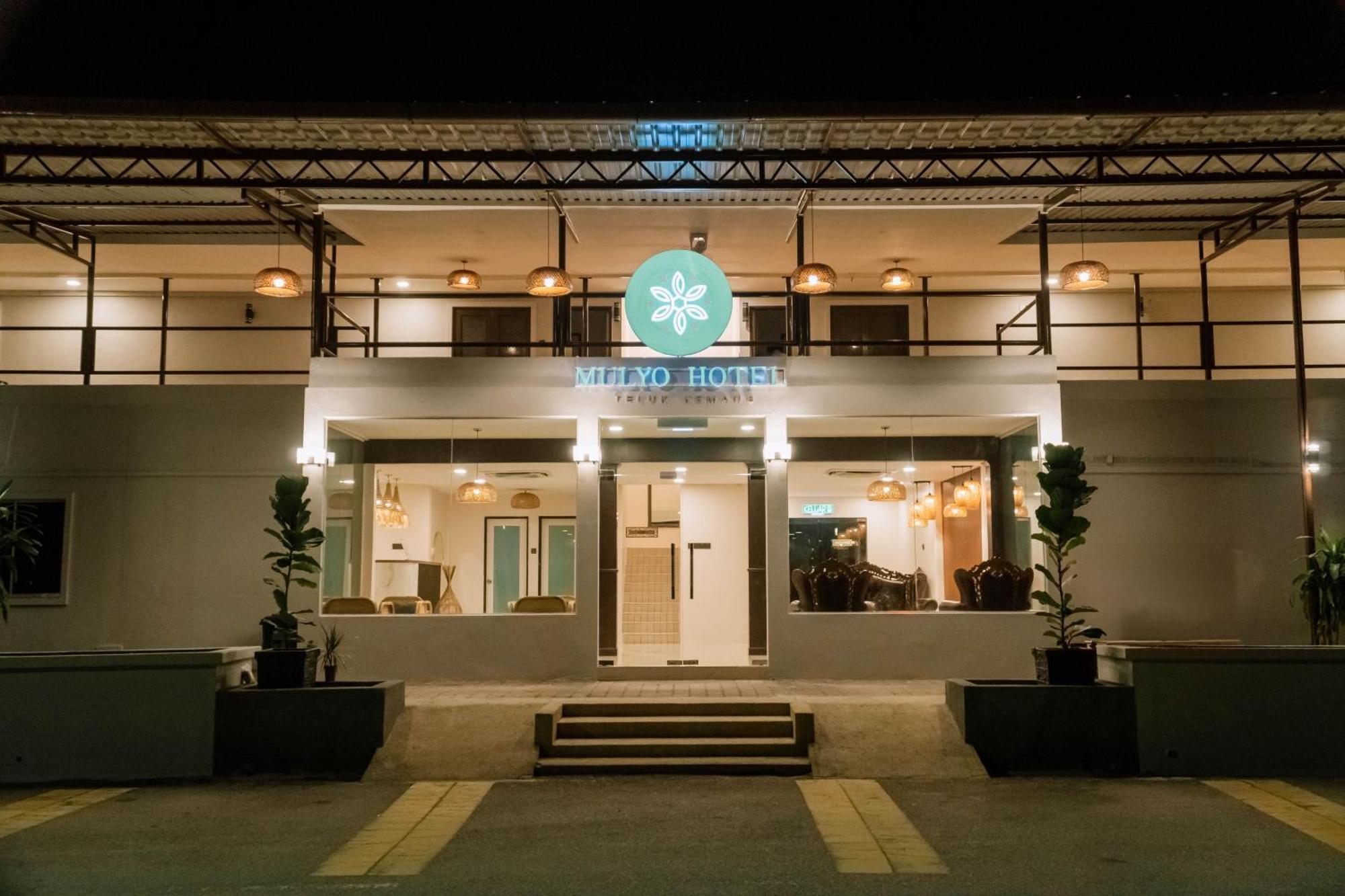 Mulyo Hotel Porto Dickson Exterior foto
