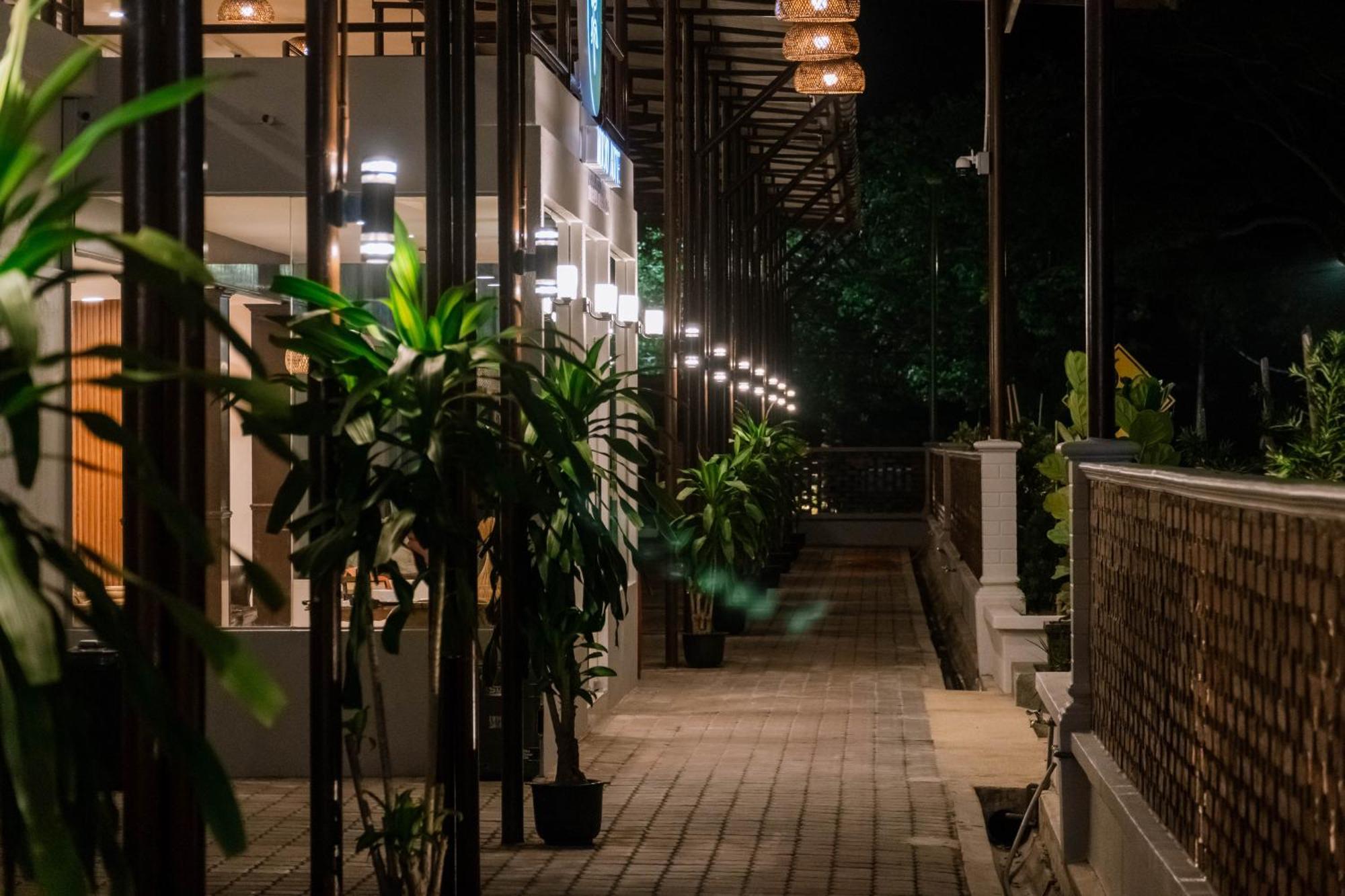 Mulyo Hotel Porto Dickson Exterior foto